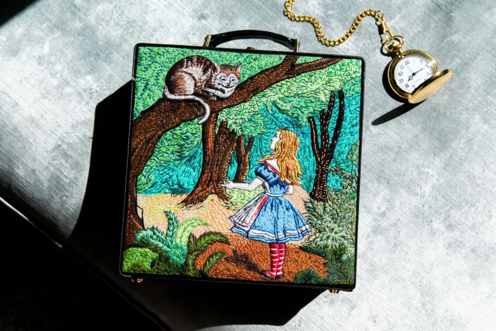Non-Strapped|7-Inch<Olympia Le-Tan Alice and the Cheshire Cat