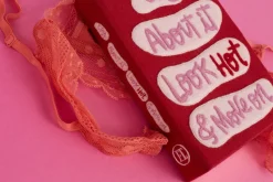 Strapped|Book Clutch<Olympia Le-Tan Cry About It, Look Hot & Move On (Strapped)